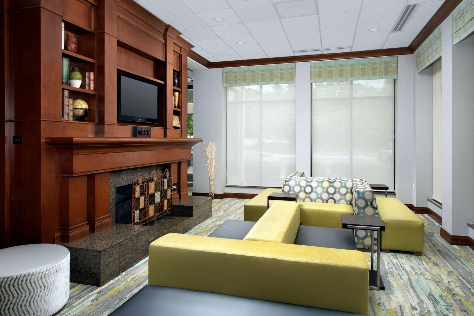 Hilton Garden Inn Atlanta West/Лития-Спрингс Экстерьер фото