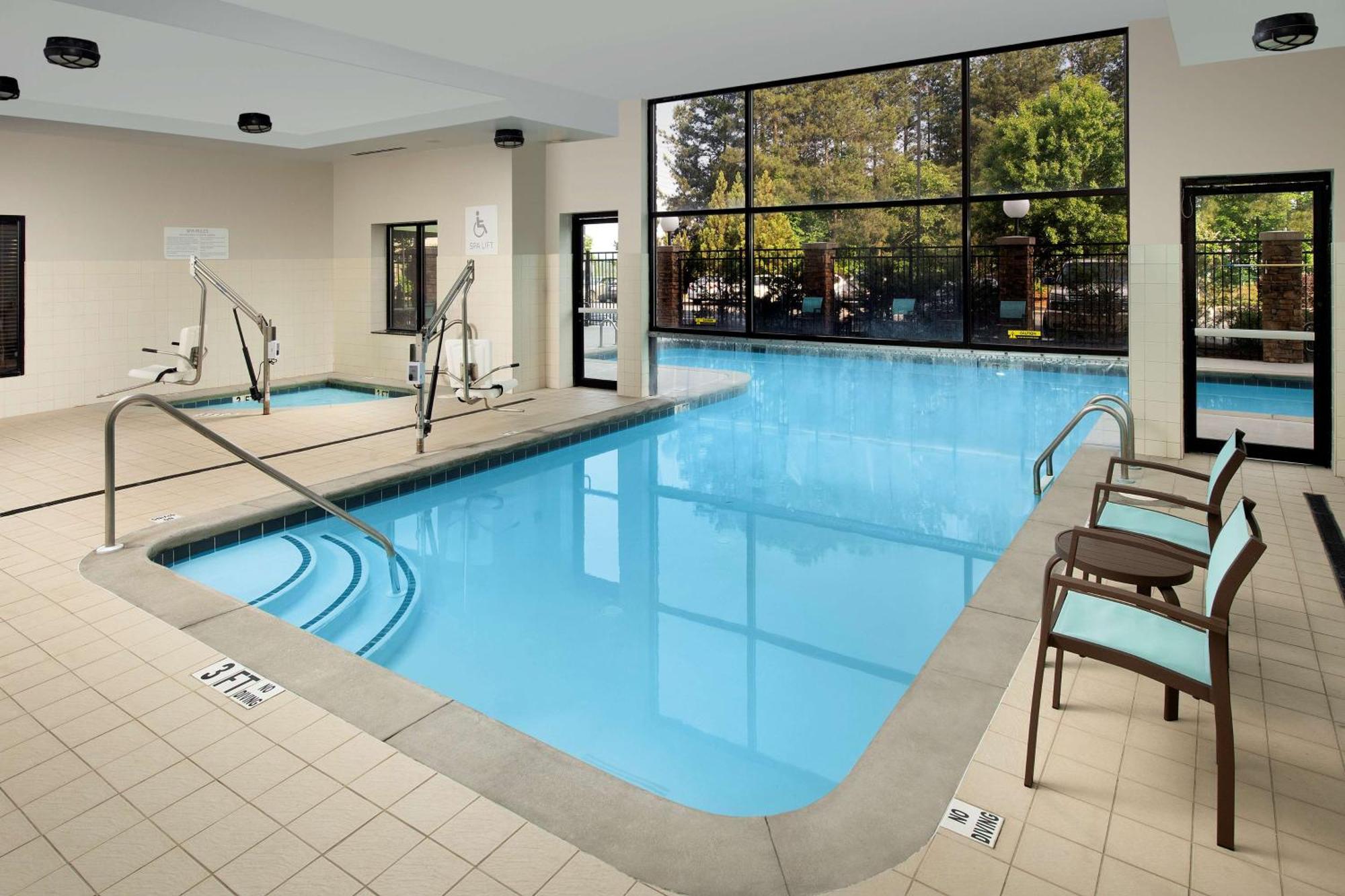 Hilton Garden Inn Atlanta West/Лития-Спрингс Экстерьер фото